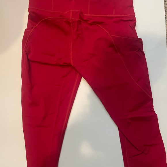Lululemon dark red fast and free - Picture 3 of 5